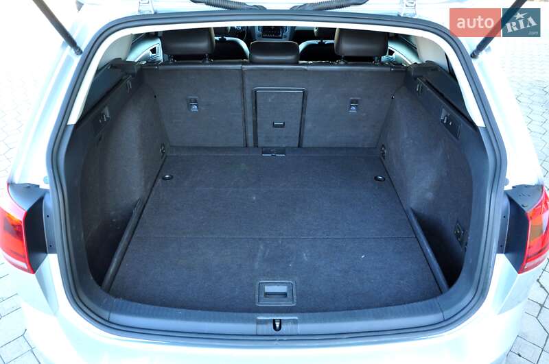 Универсал Volkswagen Golf 2015 в Львове