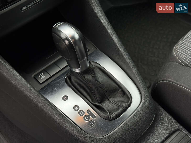 Хэтчбек Volkswagen Golf 2012 в Киеве фото 21 Хэтчбек Volkswagen Golf 2012 в Киеве