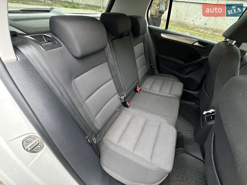 Хэтчбек Volkswagen Golf 2012 в Киеве фото 29 Хэтчбек Volkswagen Golf 2012 в Киеве