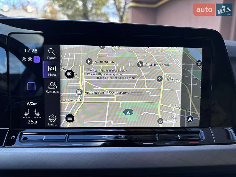 Универсал Volkswagen Golf 2022 в Стрые