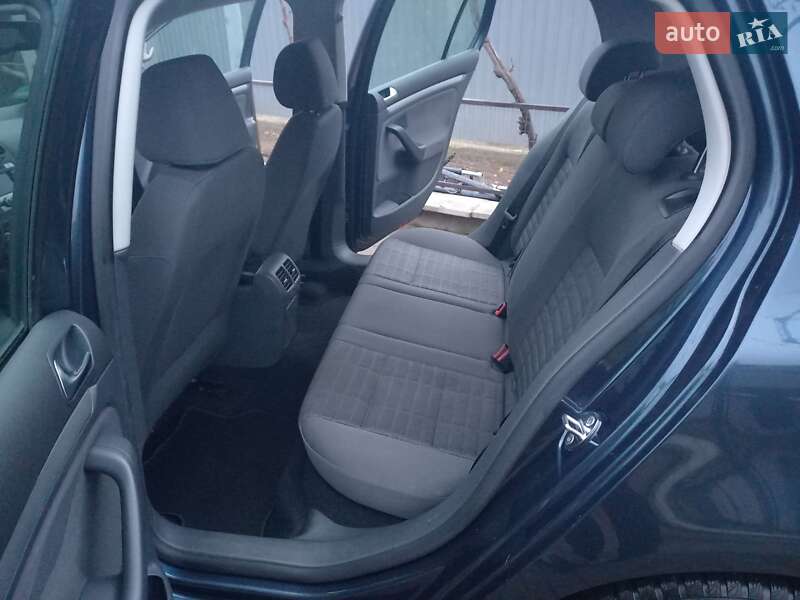 Хэтчбек Volkswagen Golf 2007 в Мукачево