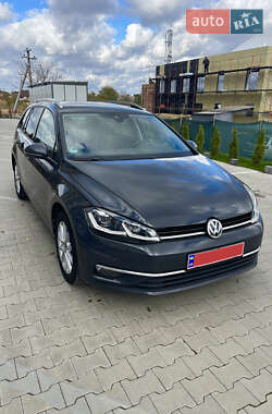 Универсал Volkswagen Golf 2018 в Луцке