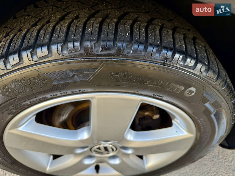 Универсал Volkswagen Golf 2011 в Ровно фото 29 Универсал Volkswagen Golf 2011 в Ровно