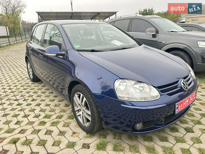Хэтчбек Volkswagen Golf 2006 в Корсуне-Шевченковском
