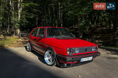 Хэтчбек Volkswagen Golf 1988 в Ужгороде