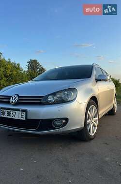 Универсал Volkswagen Golf 2009 в 