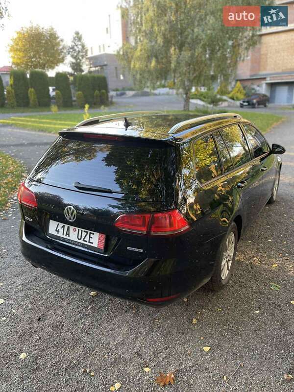 Универсал Volkswagen Golf 2014 в Хмельницком