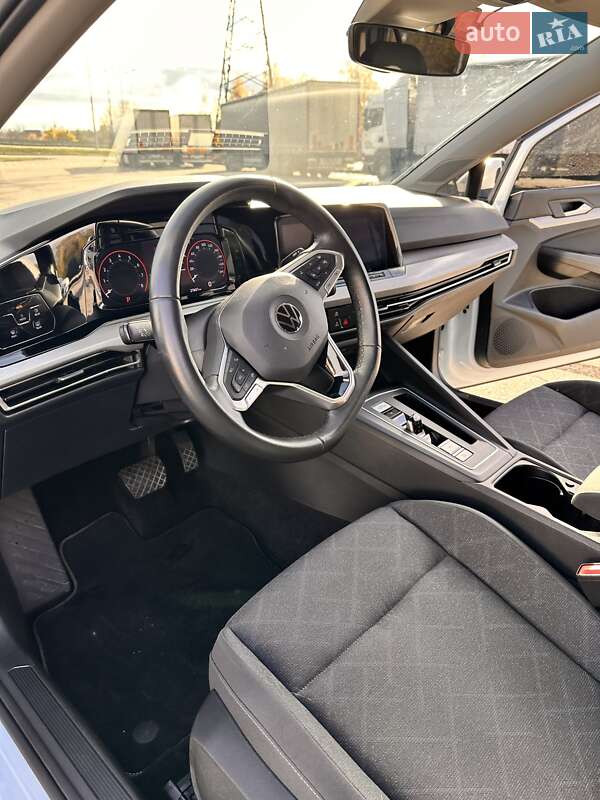 Хэтчбек Volkswagen Golf 2022 в Киеве фото 24 Хэтчбек Volkswagen Golf 2022 в Киеве