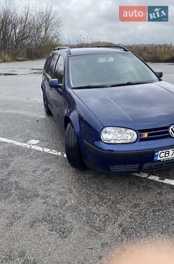 Универсал Volkswagen Golf 2004 в Козельце