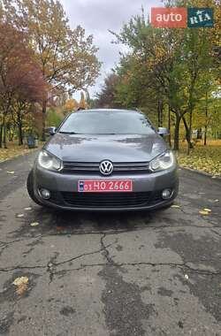 Универсал Volkswagen Golf 2012 в 