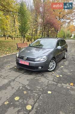 Универсал Volkswagen Golf 2012 в 