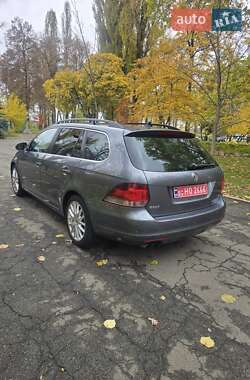 Универсал Volkswagen Golf 2012 в 