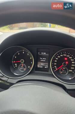 Универсал Volkswagen Golf 2012 в 