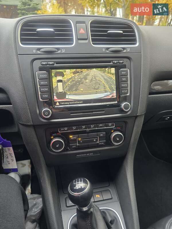 Універсал Volkswagen Golf 2012 в Києві фото 40 Універсал Volkswagen Golf 2012 в Києві