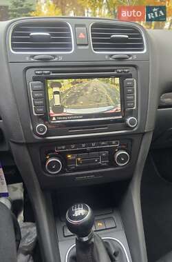 Универсал Volkswagen Golf 2012 в 