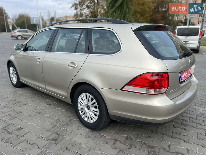 Универсал Volkswagen Golf 2008 в Луцке