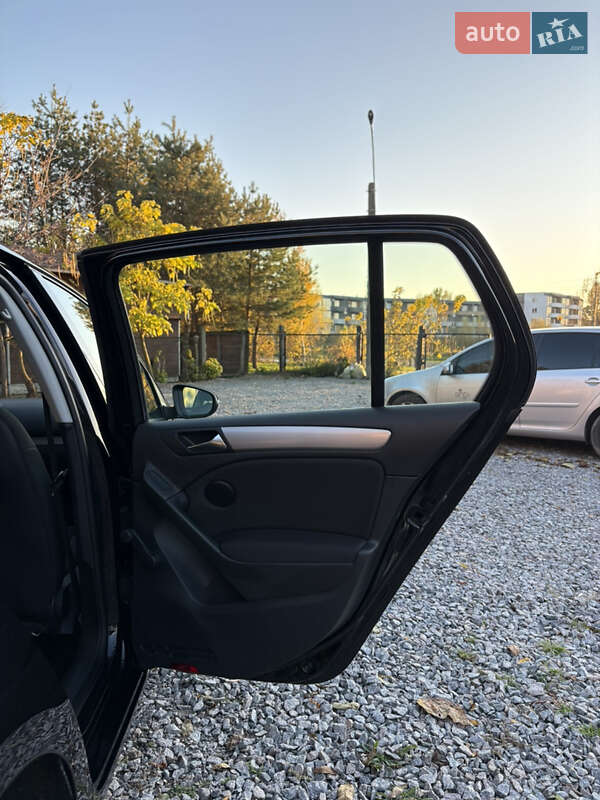 Хэтчбек Volkswagen Golf 2010 в Белой Церкви фото 40 Хэтчбек Volkswagen Golf 2010 в Белой Церкви
