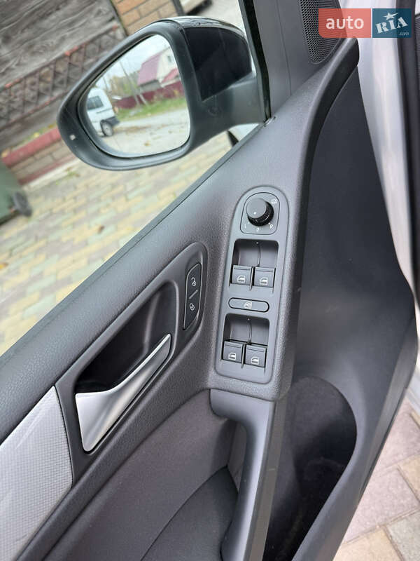 Хетчбек Volkswagen Golf 2013 в Хмельницькому фото 9 Хетчбек Volkswagen Golf 2013 в Хмельницькому