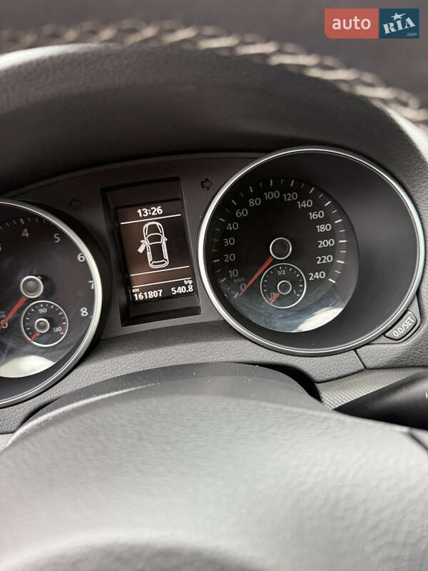 Хетчбек Volkswagen Golf 2013 в Хмельницькому фото 15 Хетчбек Volkswagen Golf 2013 в Хмельницькому