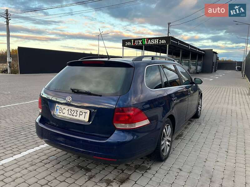 Універсал Volkswagen Golf 2008 в Львові