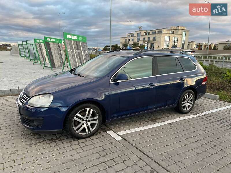 Універсал Volkswagen Golf 2008 в Львові