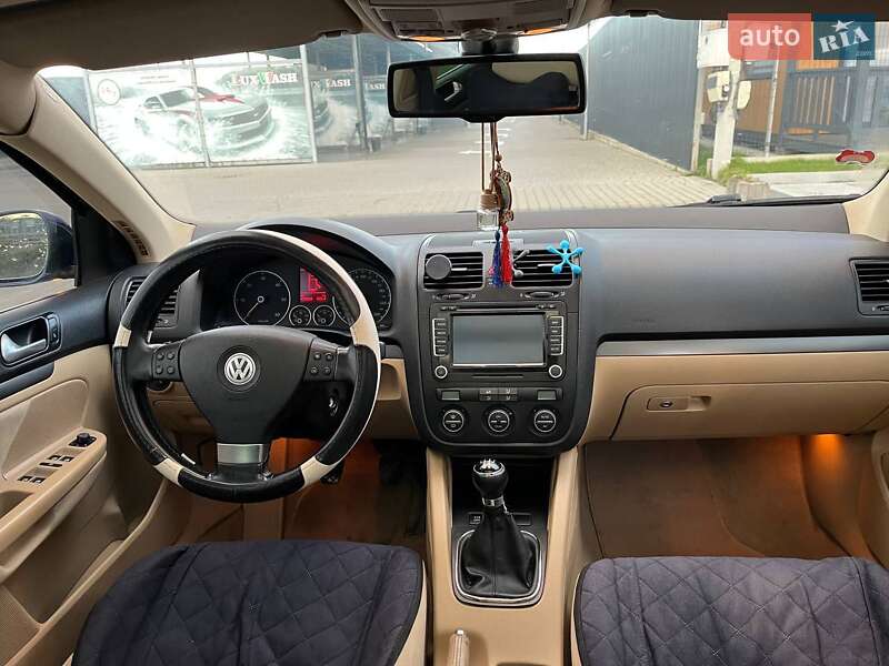 Універсал Volkswagen Golf 2008 в Львові