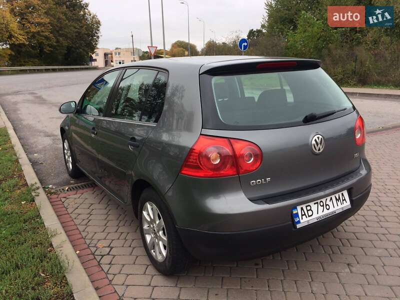 Хэтчбек Volkswagen Golf 2004 в Немирове фото 6 Хэтчбек Volkswagen Golf 2004 в Немирове