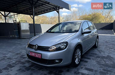 Хэтчбек Volkswagen Golf 2010 в Староконстантинове