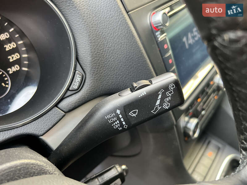 Хетчбек Volkswagen Golf 2009 в Івано-Франківську