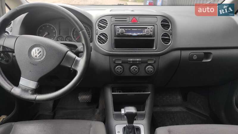 Хэтчбек Volkswagen Golf 2007 в Киеве фото 5 Хэтчбек Volkswagen Golf 2007 в Киеве
