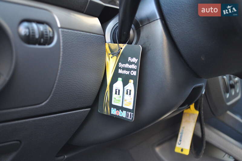 Хэтчбек Volkswagen Golf 2009 в Киеве