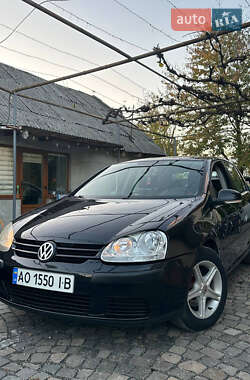Хетчбек Volkswagen Golf 2006 в Іршаві