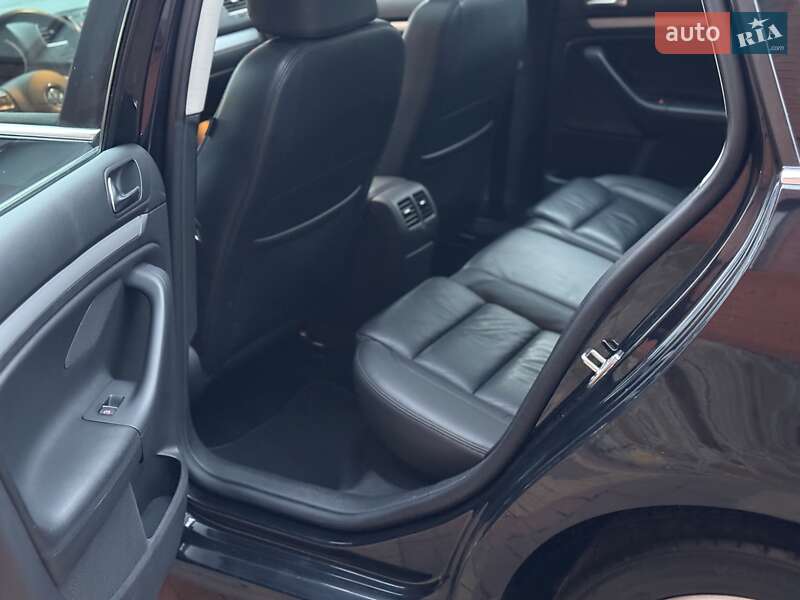 Универсал Volkswagen Golf 2012 в Сарнах