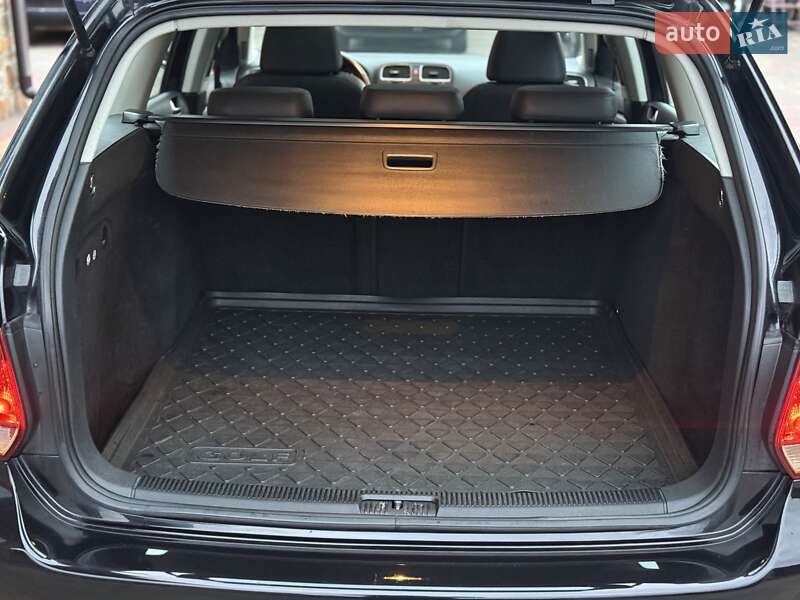 Универсал Volkswagen Golf 2012 в Сарнах