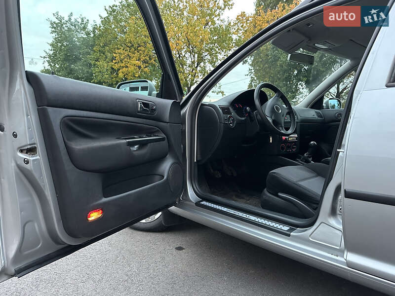 Універсал Volkswagen Golf 2001 в Харкові фото 19 Універсал Volkswagen Golf 2001 в Харкові