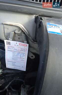 Универсал Volkswagen Golf 2004 в  фото 90 Универсал Volkswagen Golf 2004 в