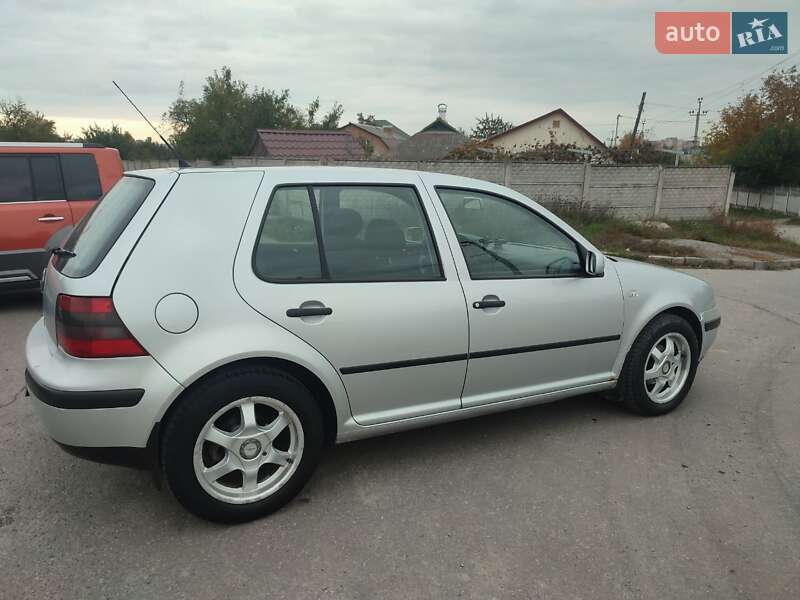 Хэтчбек Volkswagen Golf 2001 в Виннице фото 3 Хэтчбек Volkswagen Golf 2001 в Виннице