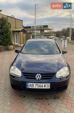 Хэтчбек Volkswagen Golf 2004 в Виннице Хэтчбек Volkswagen Golf 2004 в Виннице