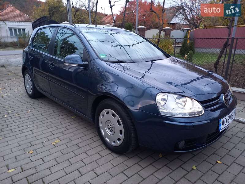 Хэтчбек Volkswagen Golf 2007 в Мукачево