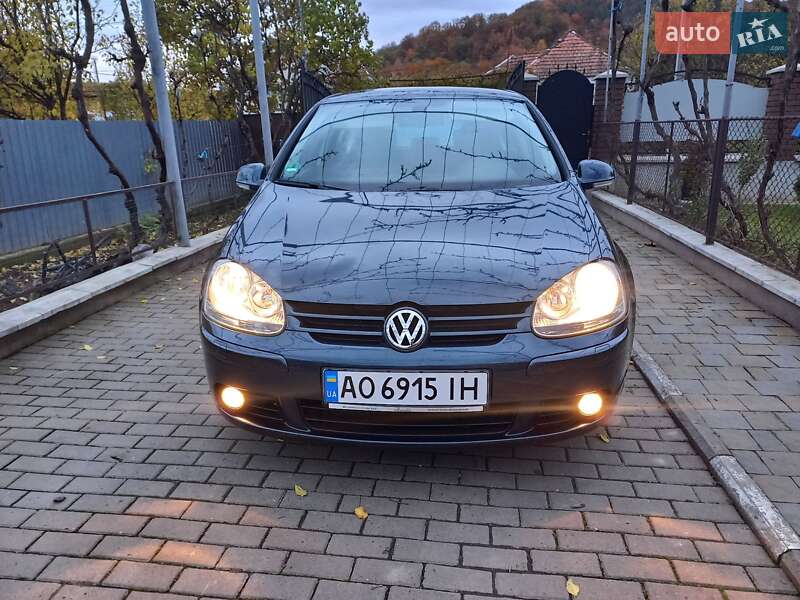 Хэтчбек Volkswagen Golf 2007 в Мукачево