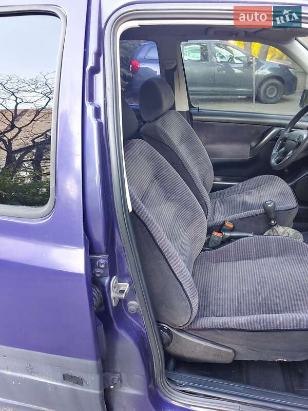 Хэтчбек Volkswagen Golf 1995 в Киеве