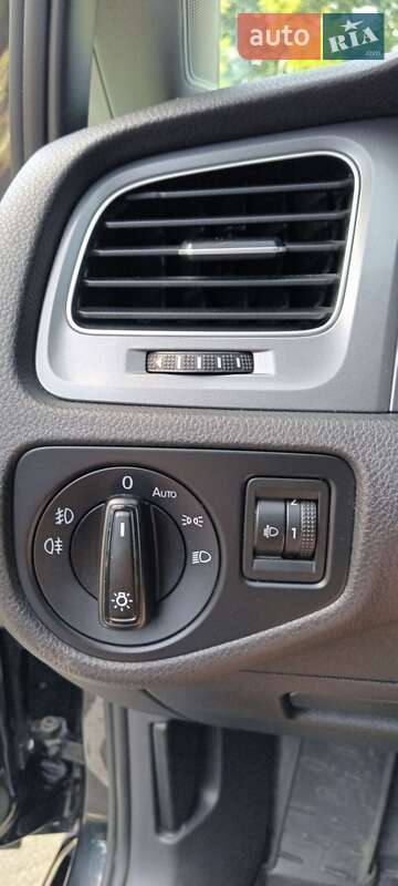 Універсал Volkswagen Golf 2014 в Миколаєві