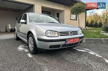 Хэтчбек Volkswagen Golf 2002 в  фото 5 Хэтчбек Volkswagen Golf 2002 в