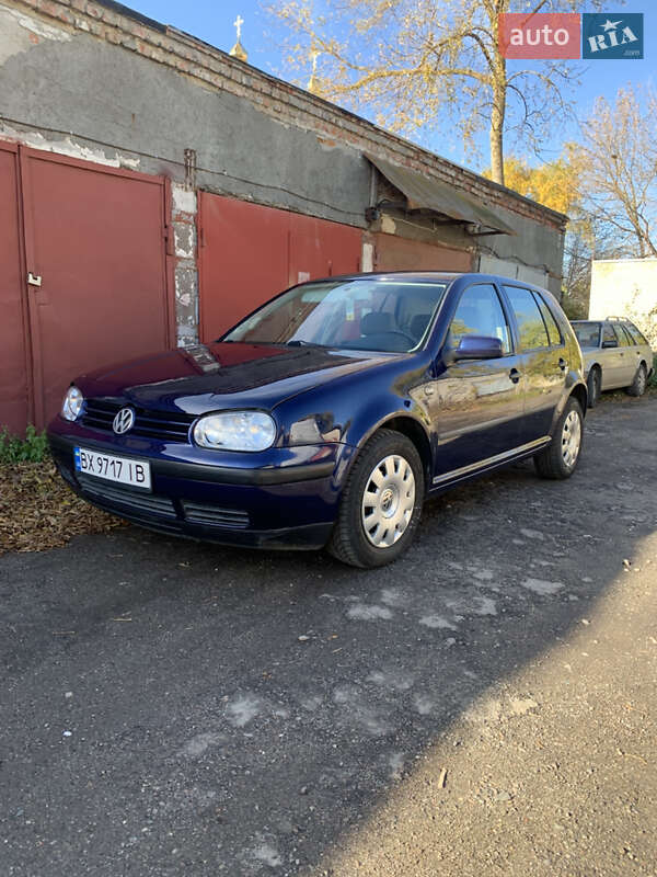 Volkswagen Golf 2000