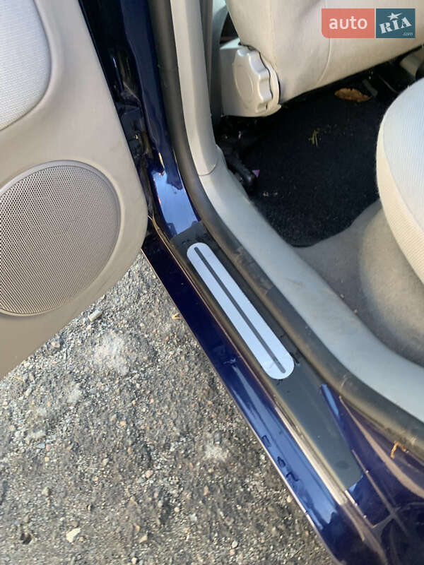 Хэтчбек Volkswagen Golf 2000 в Хмельницком