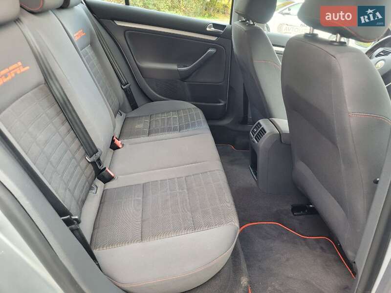 Хэтчбек Volkswagen Golf 2006 в Луцке фото 10 Хэтчбек Volkswagen Golf 2006 в Луцке