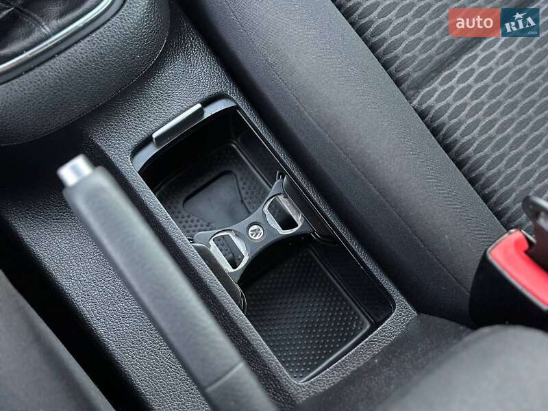 Хэтчбек Volkswagen Golf 2010 в Полтаве фото 21 Хэтчбек Volkswagen Golf 2010 в Полтаве
