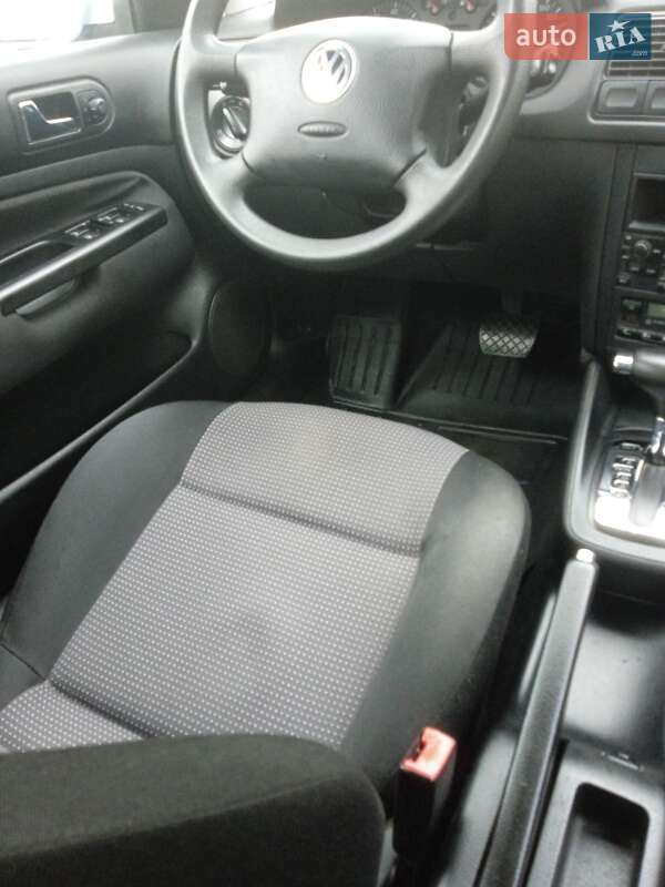 Хетчбек Volkswagen Golf 2002 в Хмельницькому фото 30 Хетчбек Volkswagen Golf 2002 в Хмельницькому