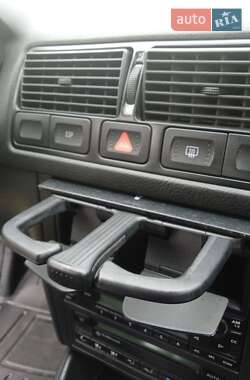 Хэтчбек Volkswagen Golf 2002 в  фото 41 Хэтчбек Volkswagen Golf 2002 в