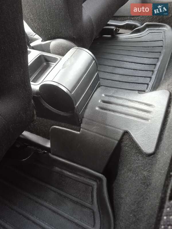 Хетчбек Volkswagen Golf 2002 в Хмельницькому фото 61 Хетчбек Volkswagen Golf 2002 в Хмельницькому